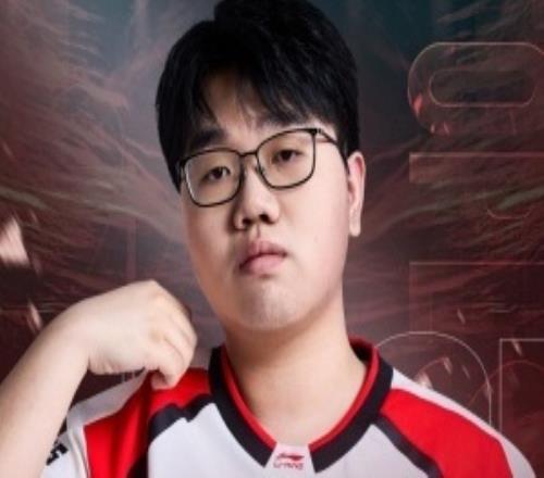 欧冠周最佳,阵容公布,姆巴佩领衔,极速电竞比分,电竞赛事数据平台,电竞比赛比分,电竞赛事信息,电竞数据